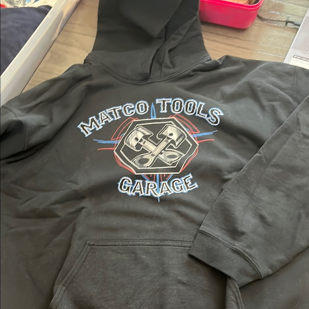 B42 Men’s XL Matco Tools Black Hoodie